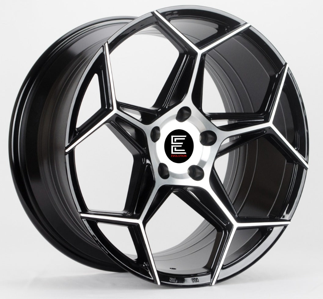 Evolution BX04 18X8 5x114.3 Gloss Black Machined Face