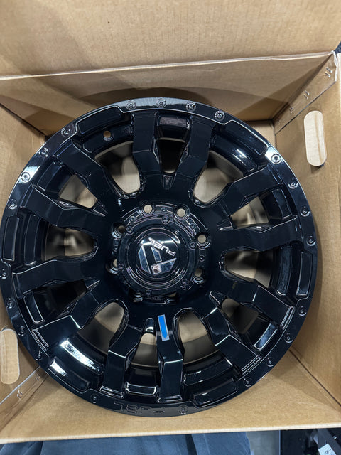 Fuel BLITZ 18X90 8x165.1